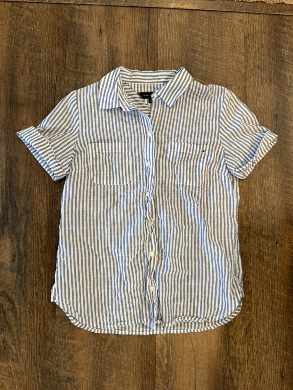 Tommy Hilfiger Blue and White Short Sleeve Button Up Camp Shirt - Women's Small